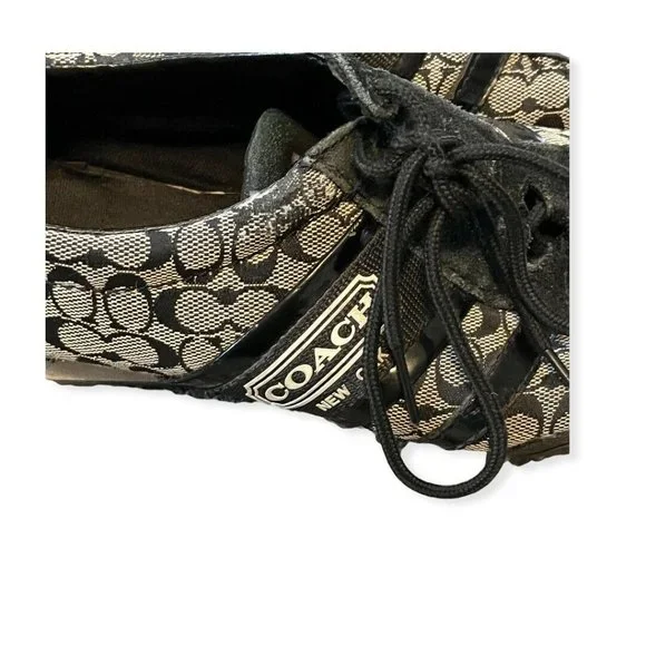 Women’s COACH Remonna shoes black size 7.5 Grey Logo Some Wear - Picture 2 of 5